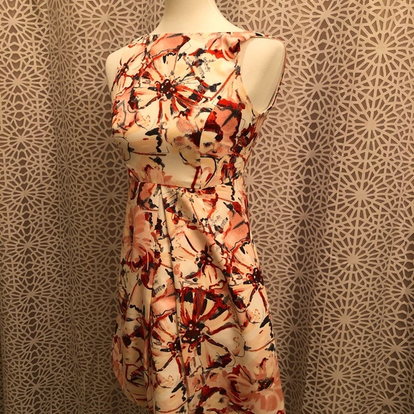 Ann Taylor LOFT Petites Flirty Floral Print Dress - Picture 3 of 7